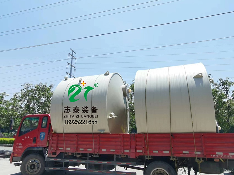 PPH立（lì）式儲罐